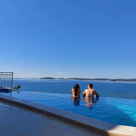 Tatil Evi Dalmatinische Steinvilla Mit Schwimmbad